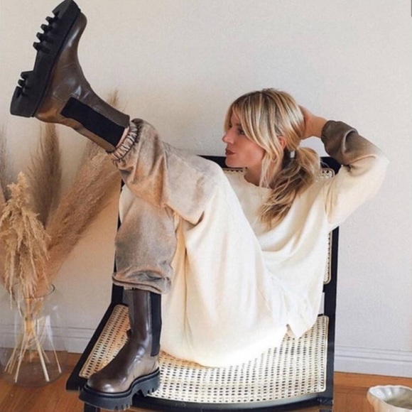 Zara LOW HEELED LUG SOLE LEATHER ANKLE BOOTS 7.5/38 NEW - Picture 4 of 14